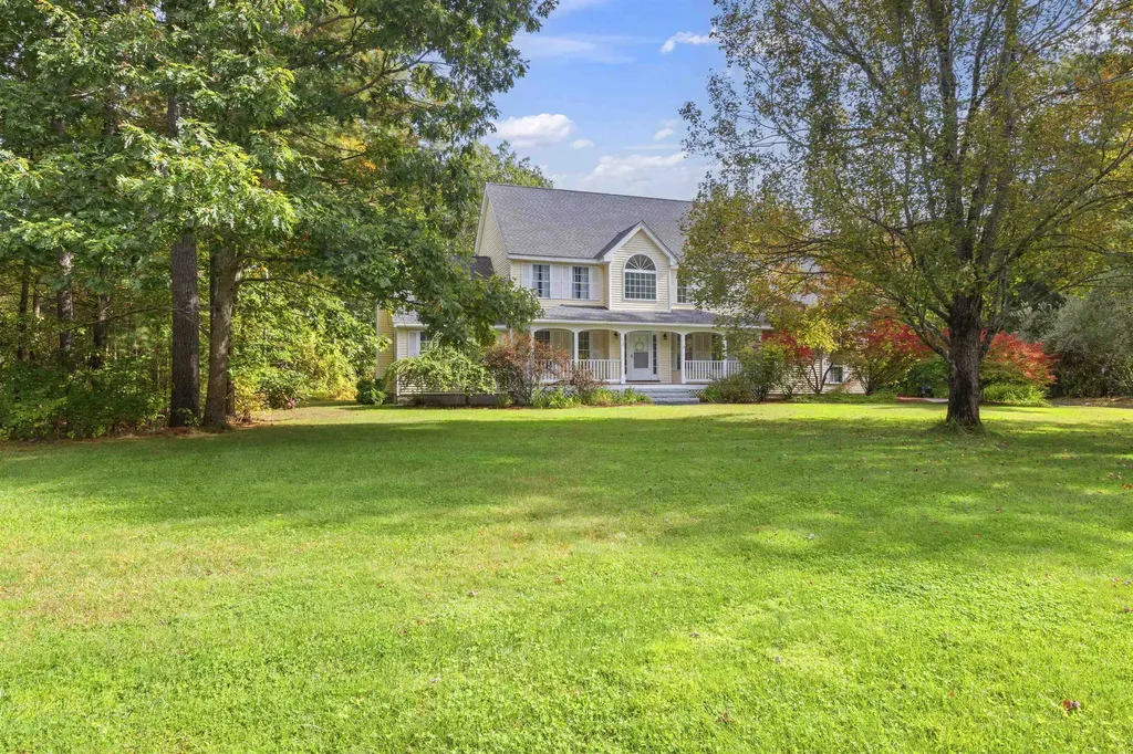 5 Springfield Circle Merrimack NH 03054