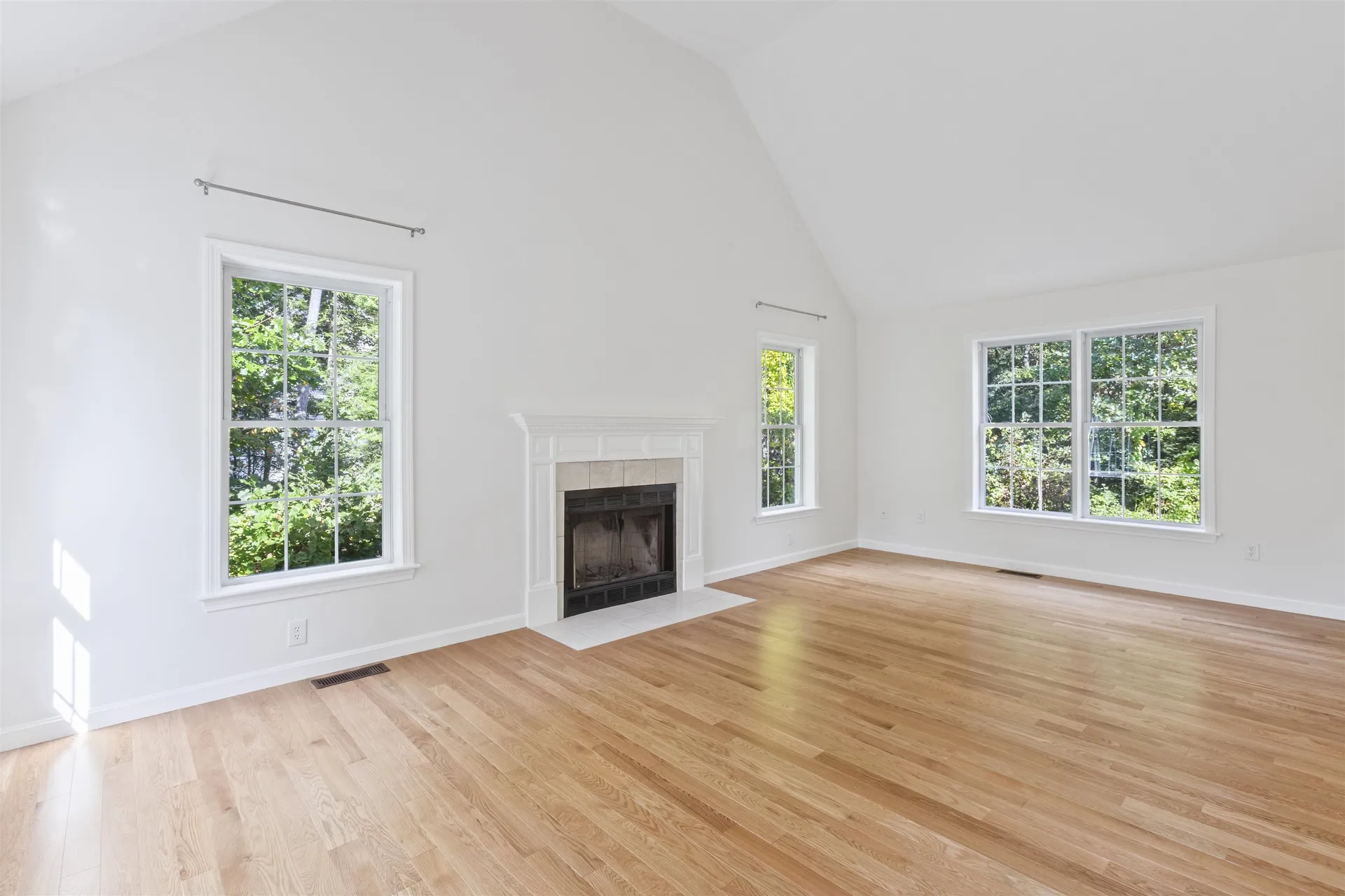 5 Springfield Circle Merrimack NH 03054