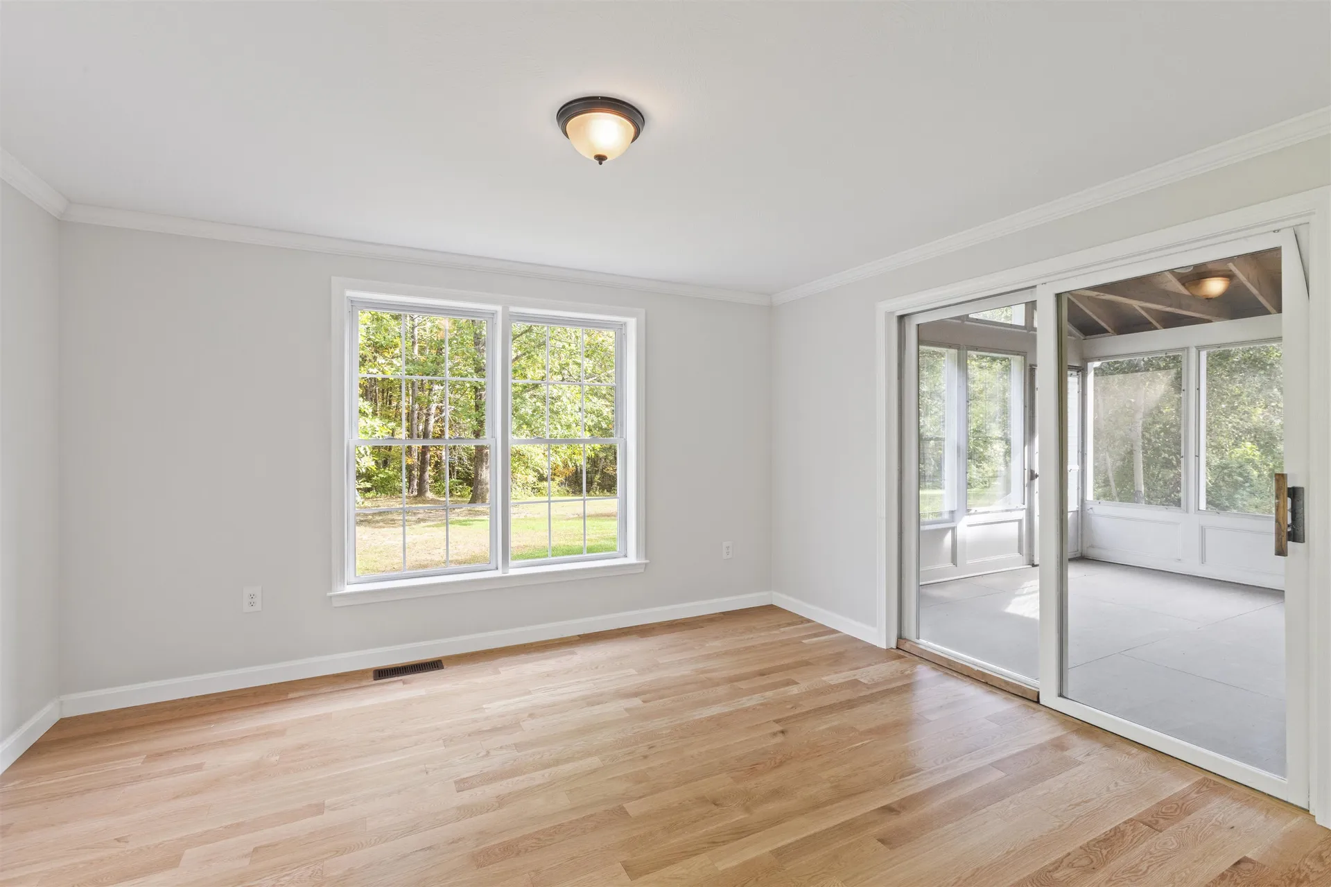 5 Springfield Circle Merrimack NH 03054
