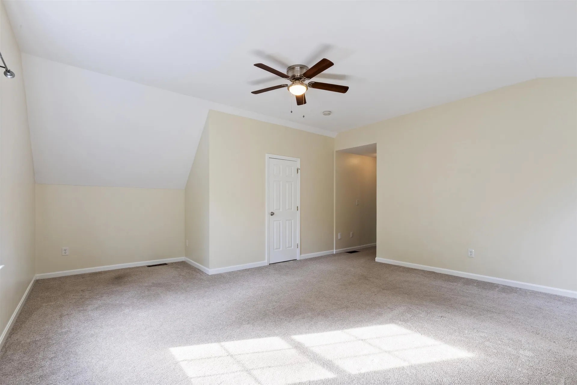 5 Springfield Circle Merrimack NH 03054