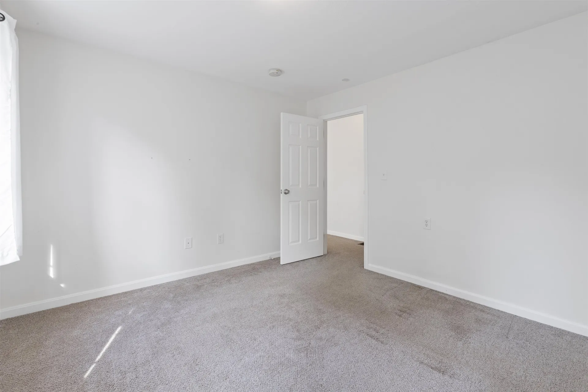 5 Springfield Circle Merrimack NH 03054