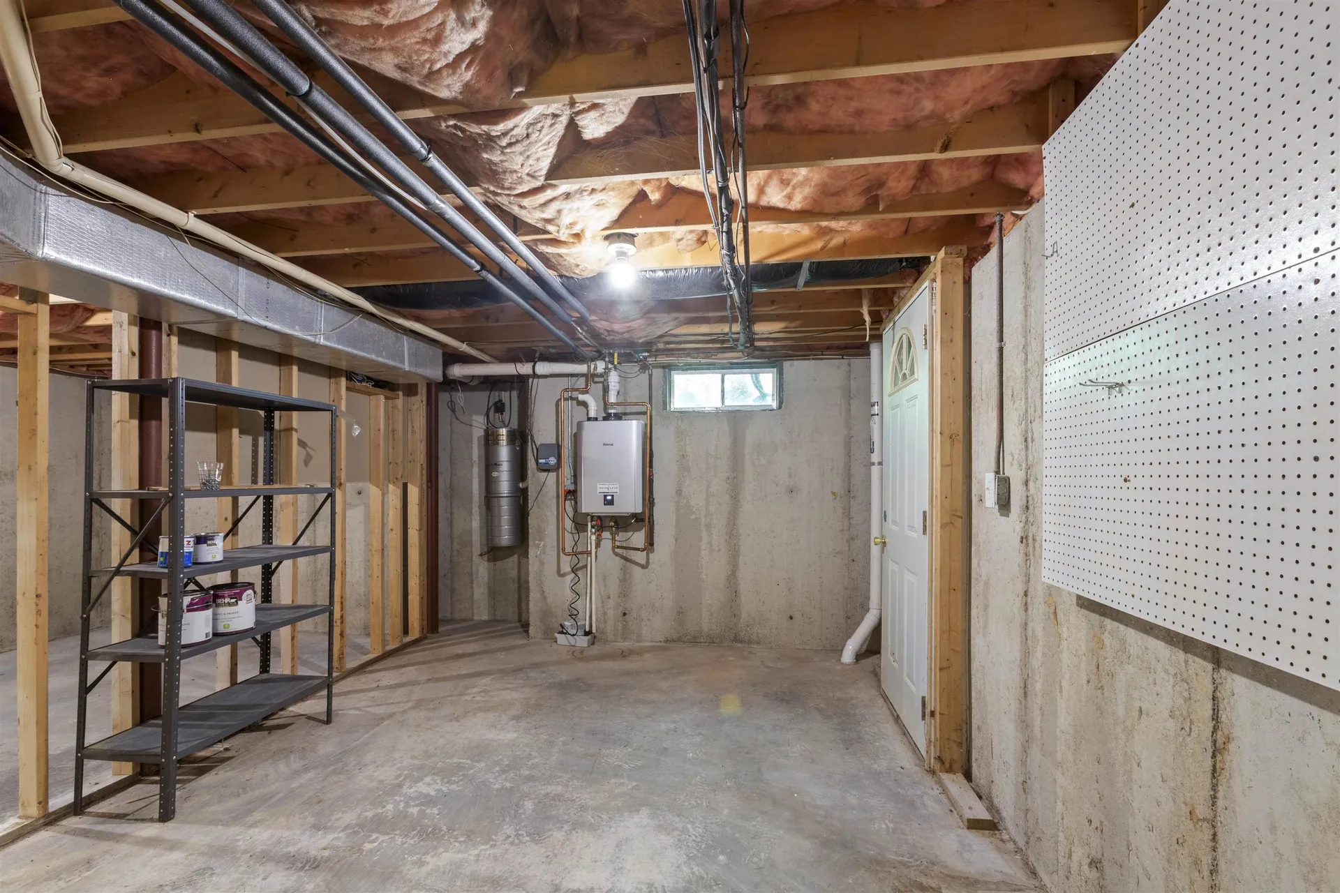 5 Springfield Circle Merrimack NH 03054