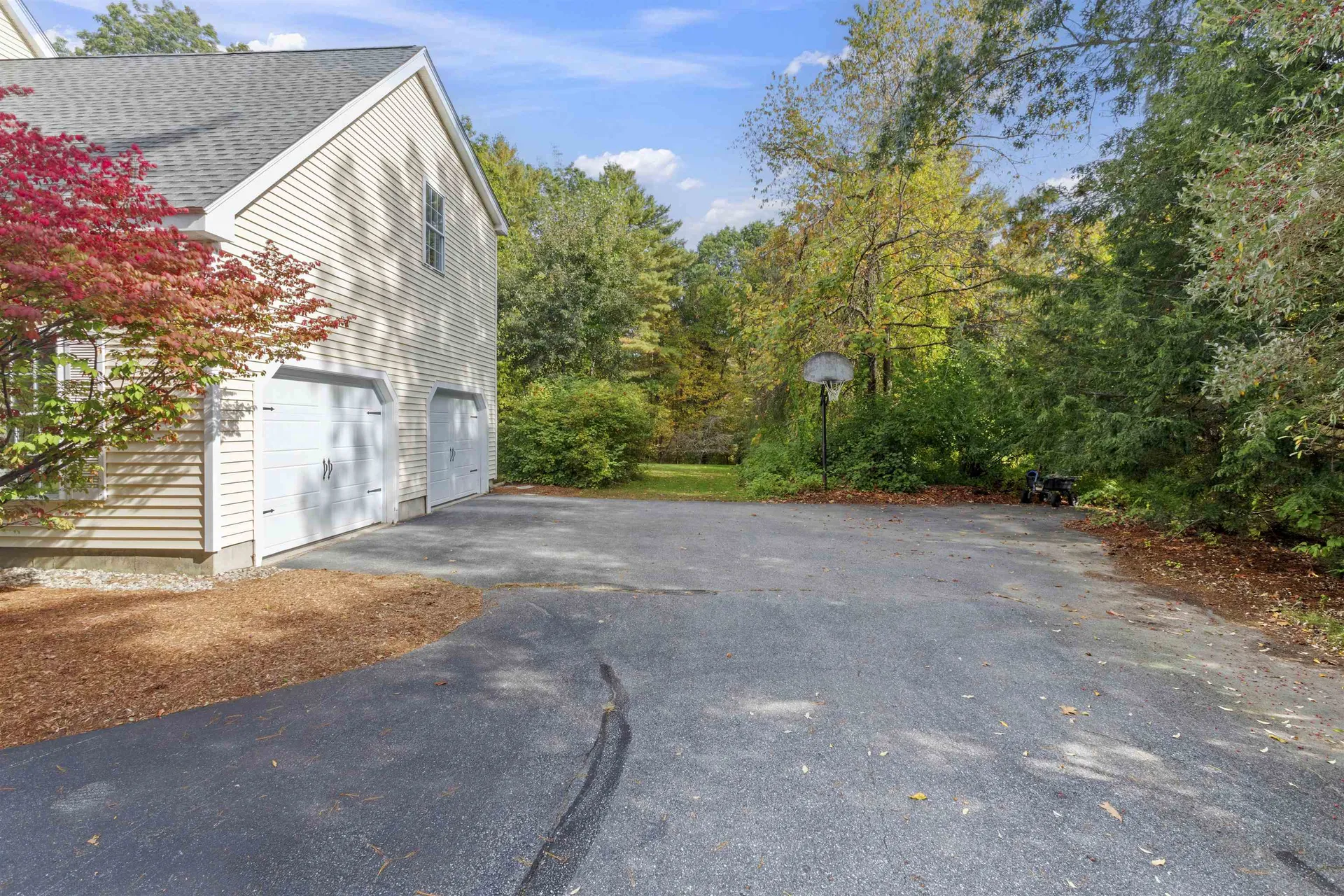 5 Springfield Circle Merrimack NH 03054