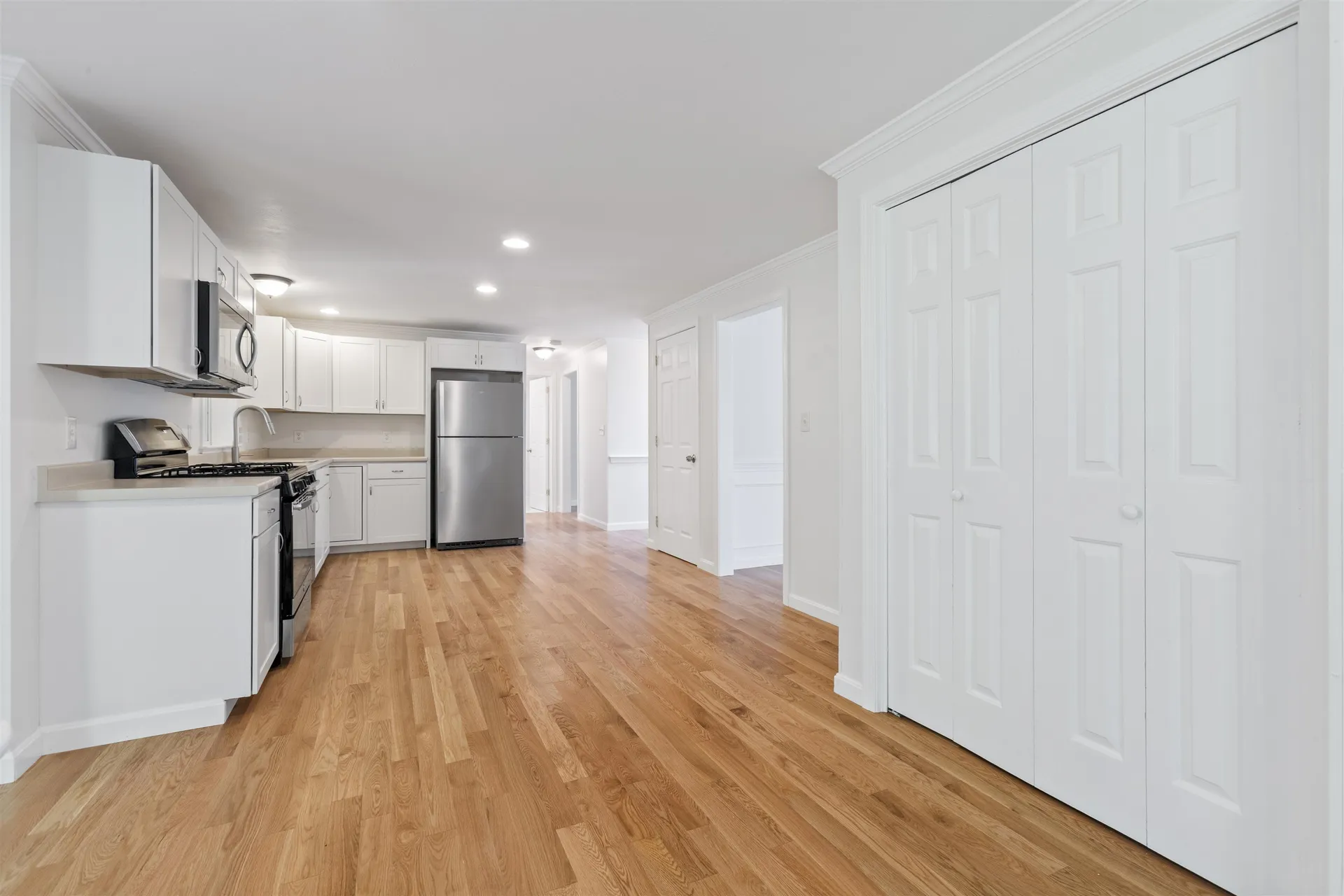 5 Springfield Circle Merrimack NH 03054