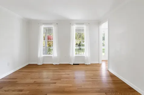 5 Springfield Circle Merrimack NH 03054