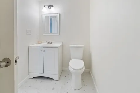 5 Springfield Circle Merrimack NH 03054