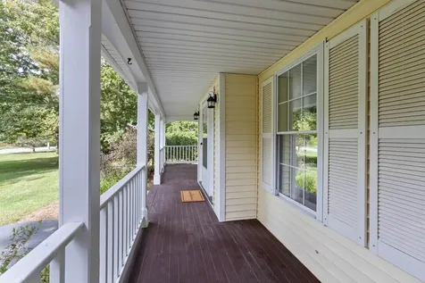 5 Springfield Circle Merrimack NH 03054