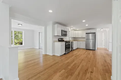 5 Springfield Circle Merrimack NH 03054