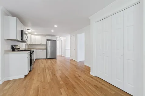5 Springfield Circle Merrimack NH 03054