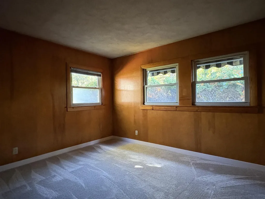 161 N. Main Street Lebanon NH 03784