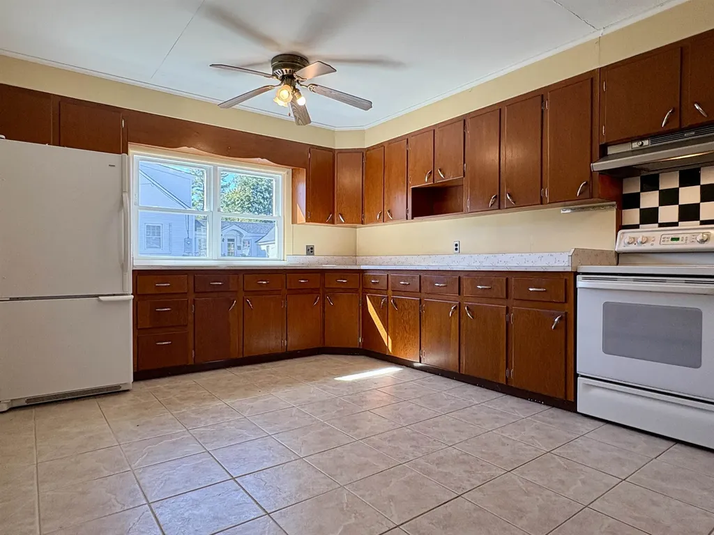 161 N. Main Street Lebanon NH 03784