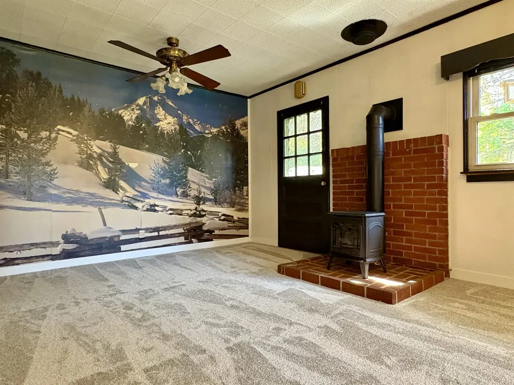 161 N. Main Street Lebanon NH 03784