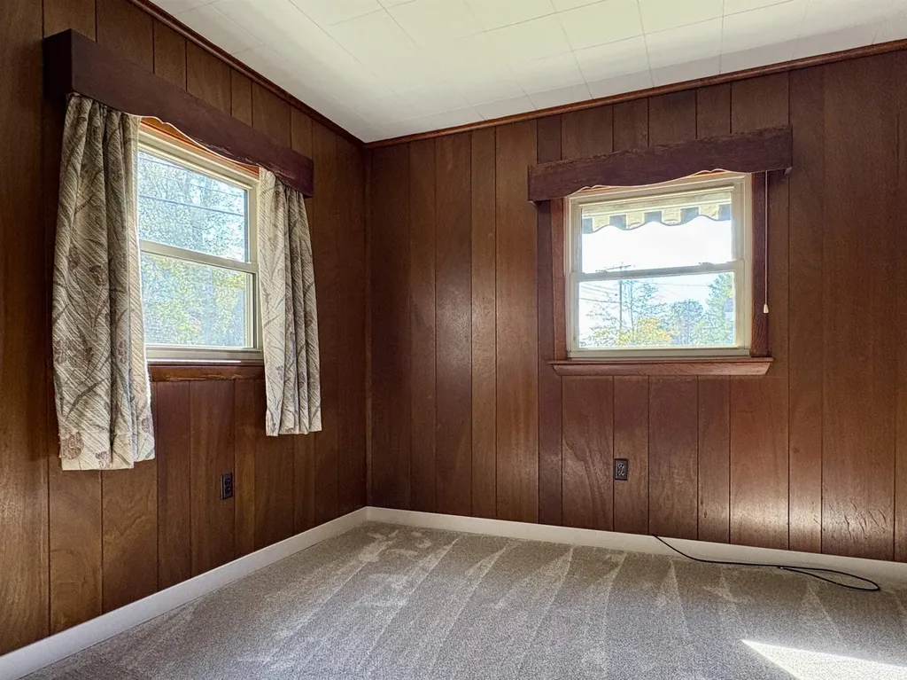 161 N. Main Street Lebanon NH 03784