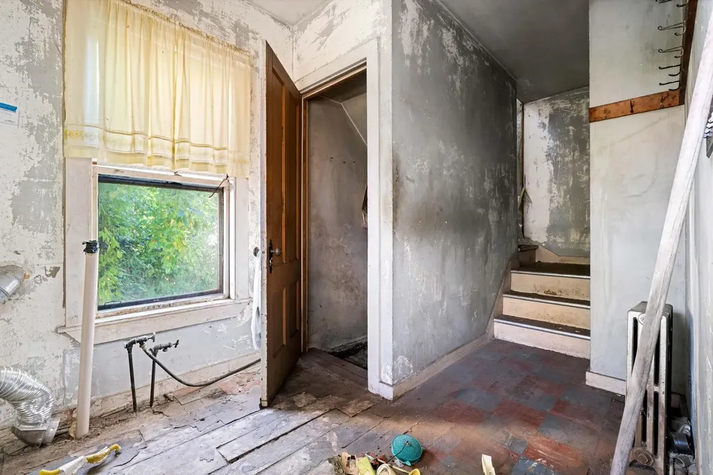 10 Hayes Avenue Manchester NH 03103