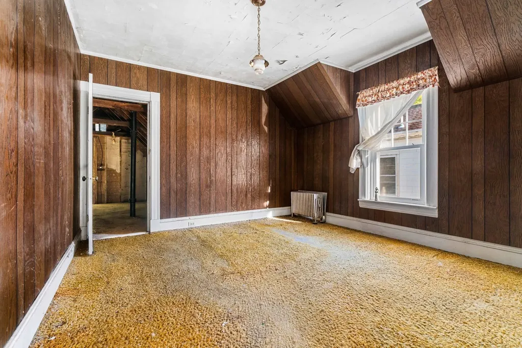 10 Hayes Avenue Manchester NH 03103