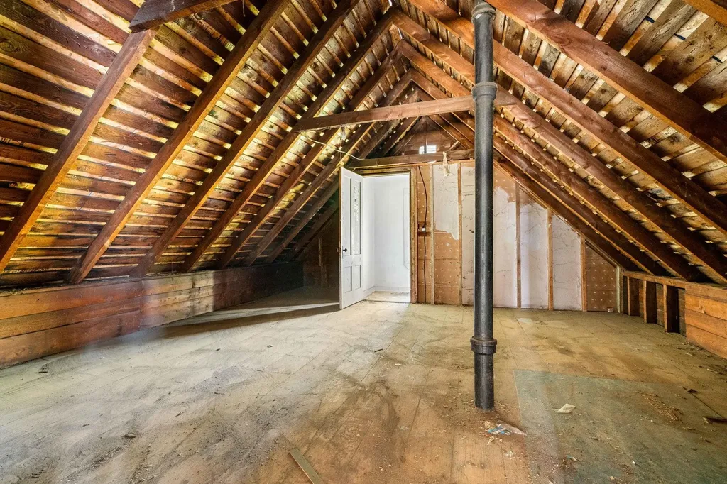 10 Hayes Avenue Manchester NH 03103