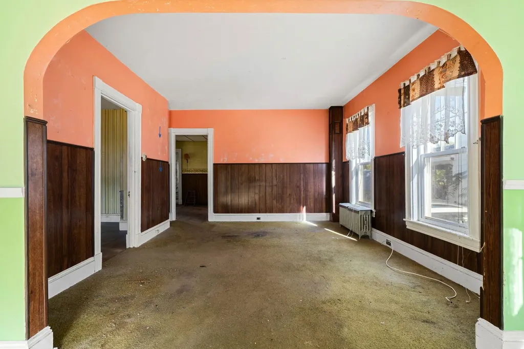 10 Hayes Avenue Manchester NH 03103