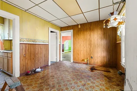 10 Hayes Avenue Manchester NH 03103