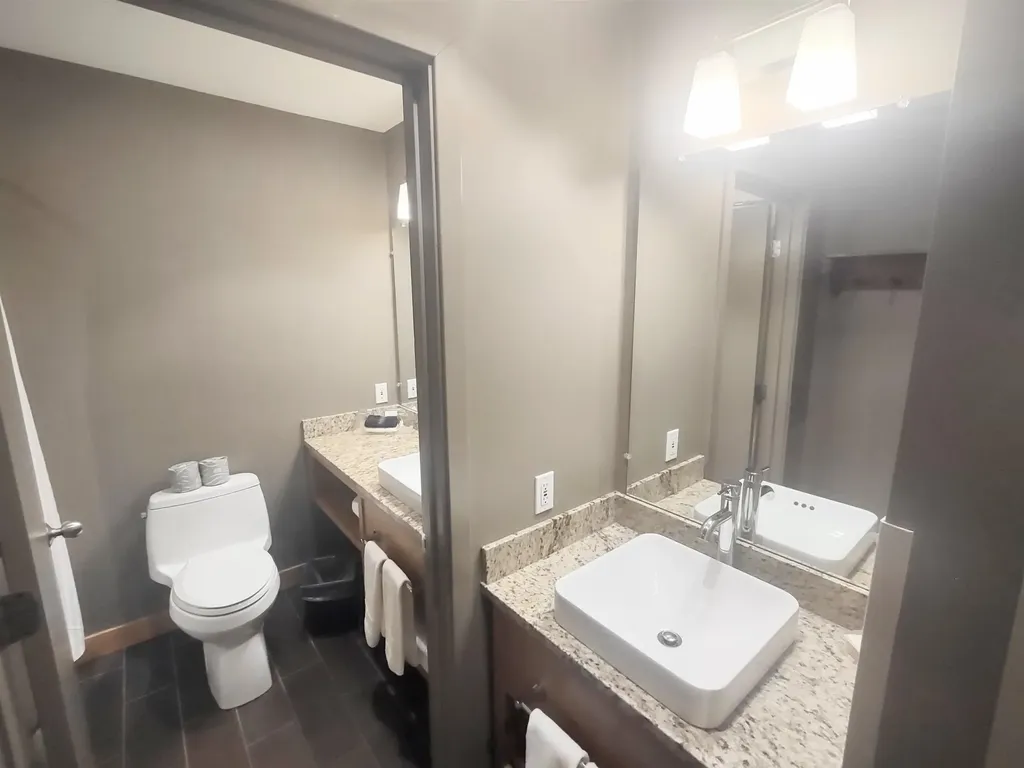 228 East Mountain Road Killington VT 05751