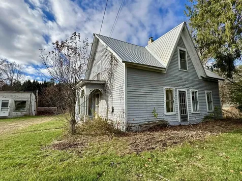 89 Route 12 Hartland VT 05048