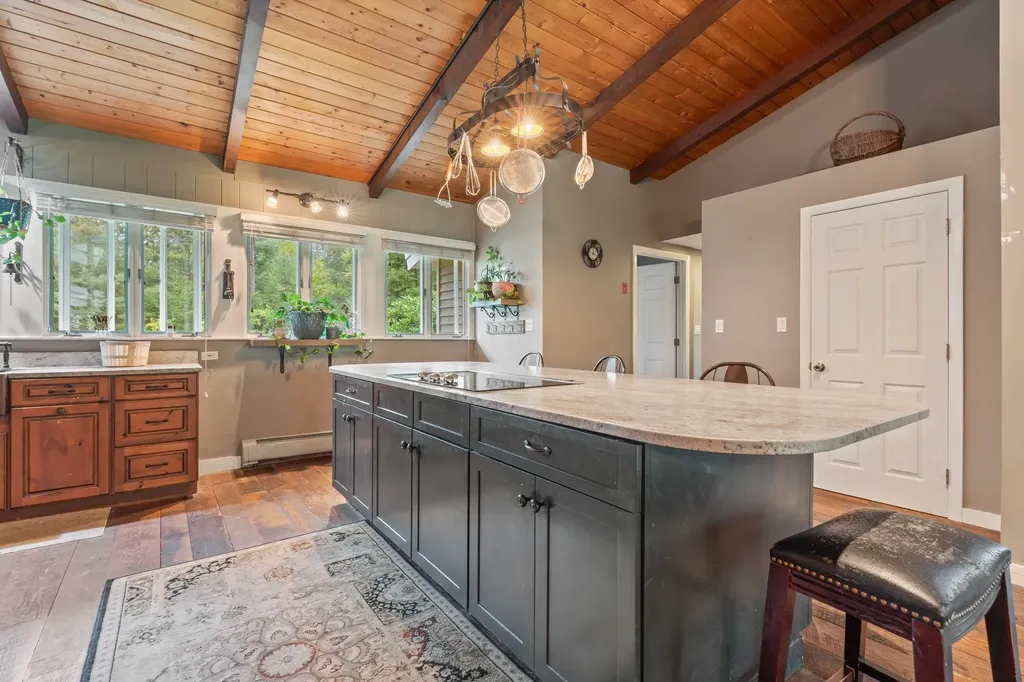 4 Trow Road Mont Vernon NH 03057