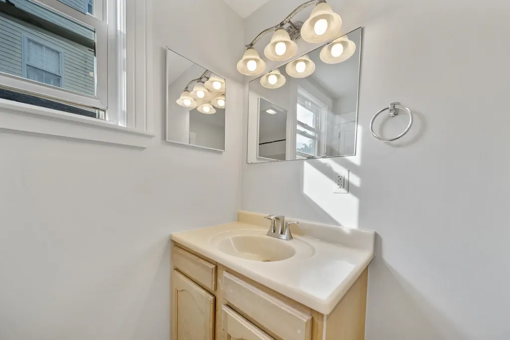 208 Main Street Somersworth NH 03825