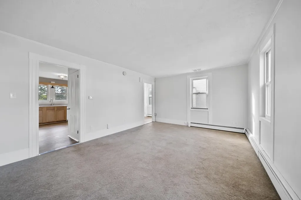 208 Main Street Somersworth NH 03825