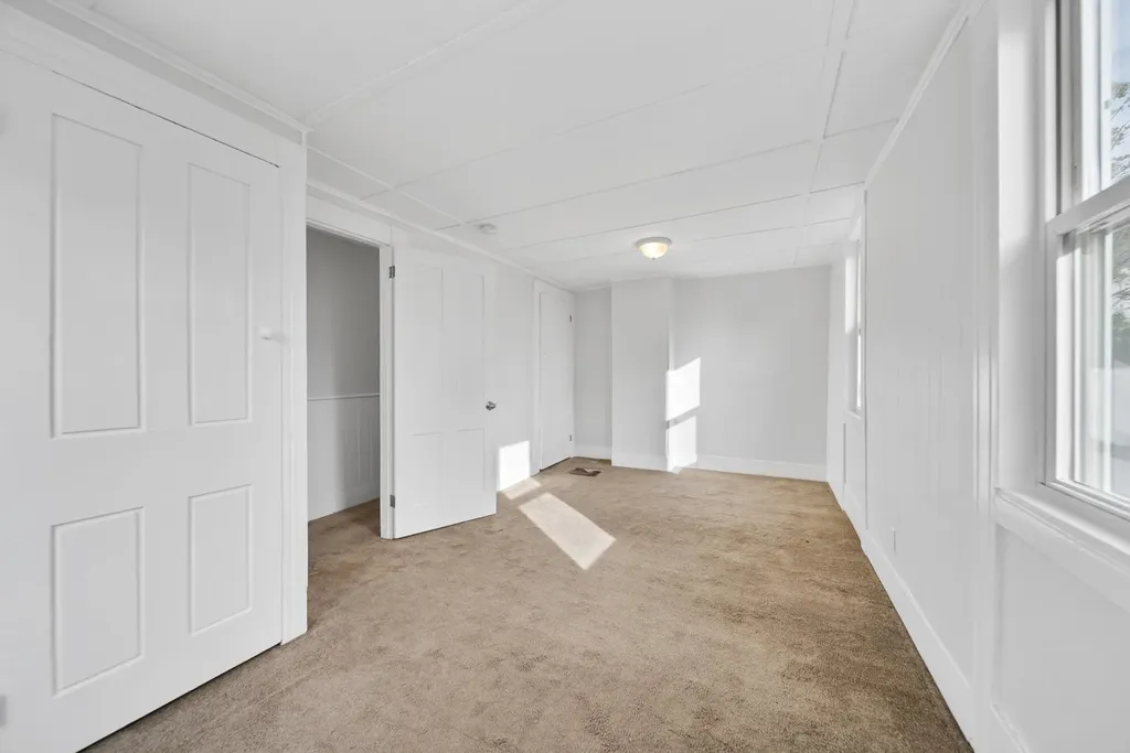 208 Main Street Somersworth NH 03825