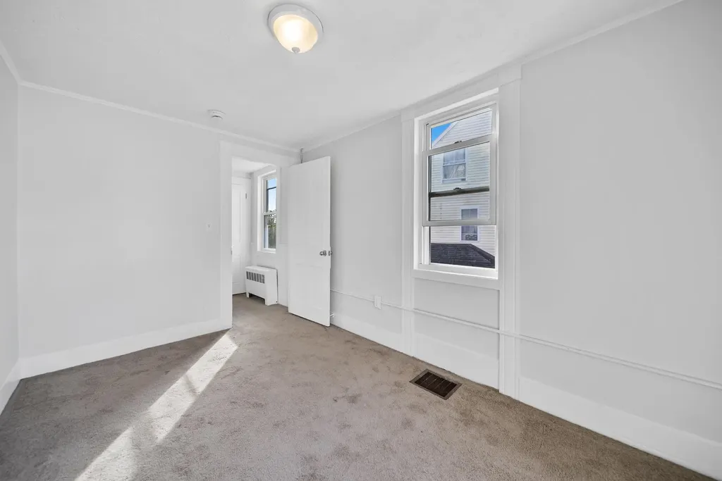 208 Main Street Somersworth NH 03825