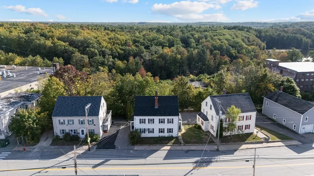 208 Main Street Somersworth NH 03825