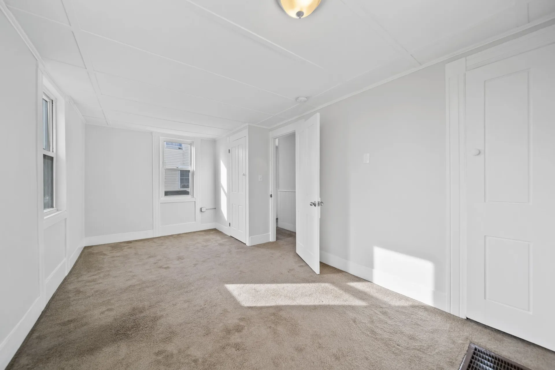 208 Main Street Somersworth NH 03825