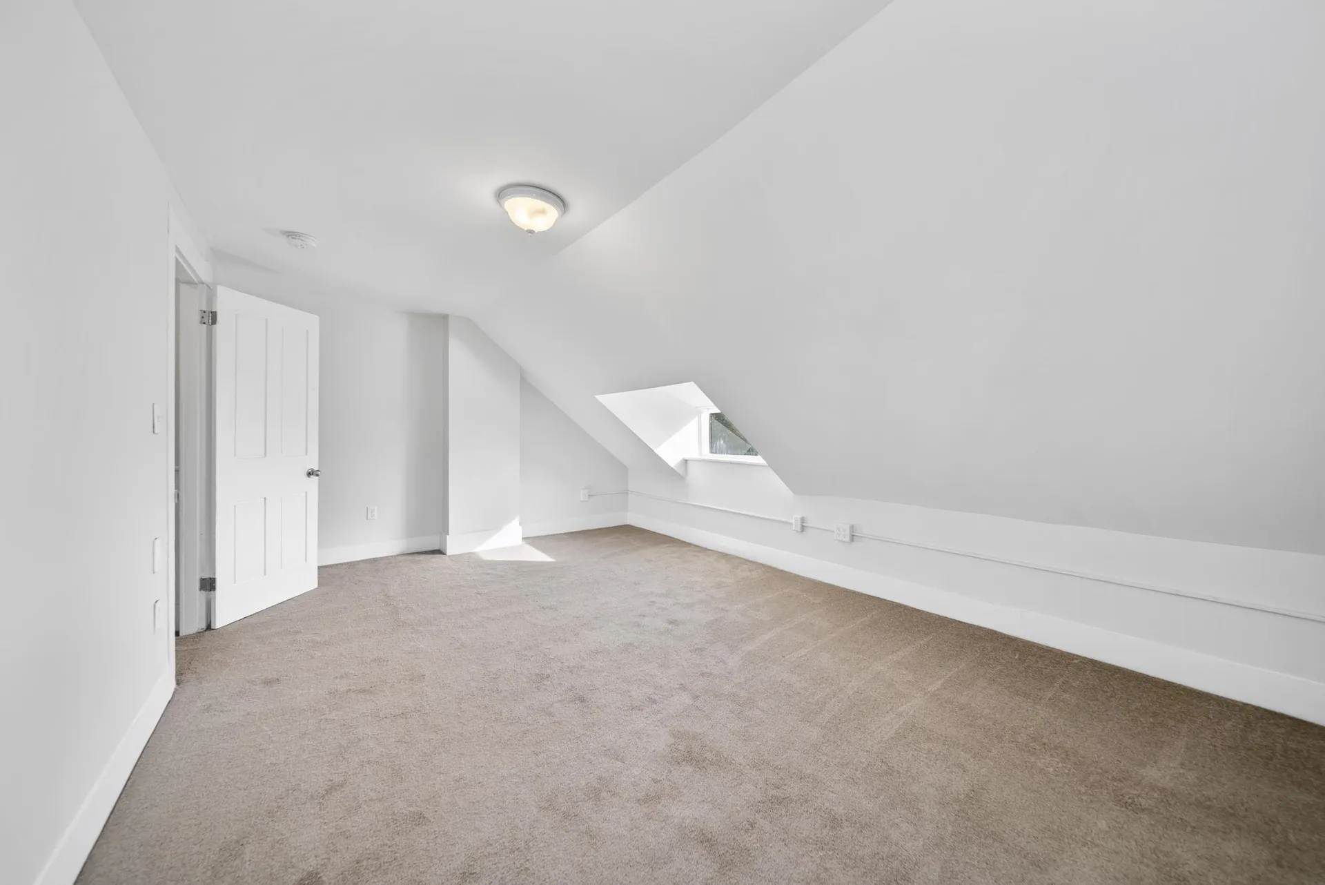 208 Main Street Somersworth NH 03825