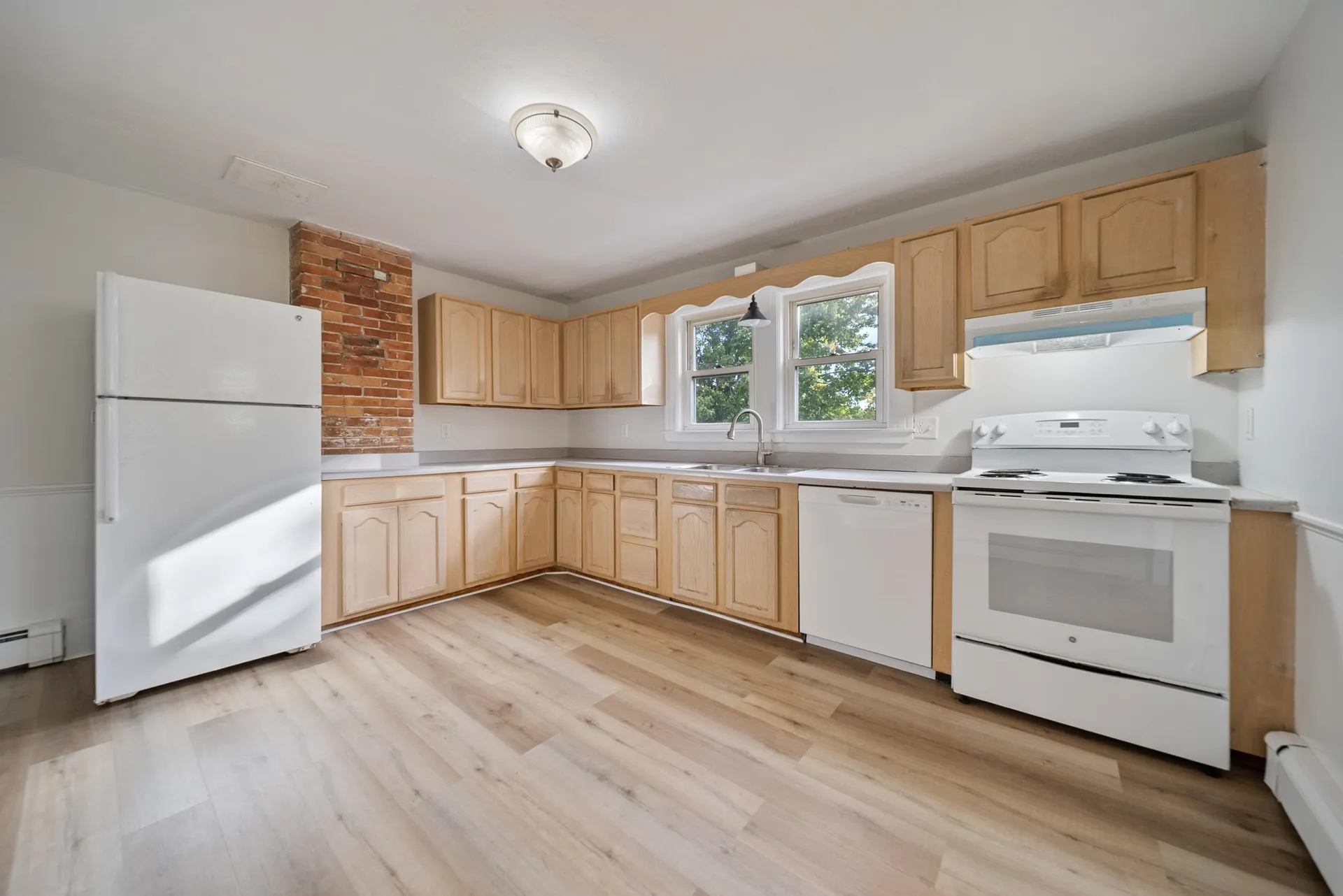 208 Main Street Somersworth NH 03825