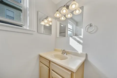 208 Main Street Somersworth NH 03825