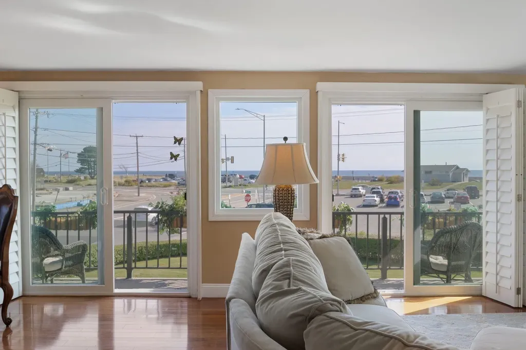 190 Kings Highway Hampton NH 03842