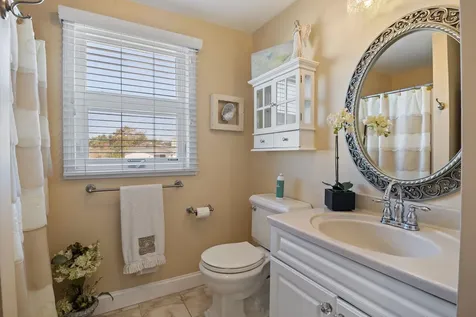 190 Kings Highway Hampton NH 03842