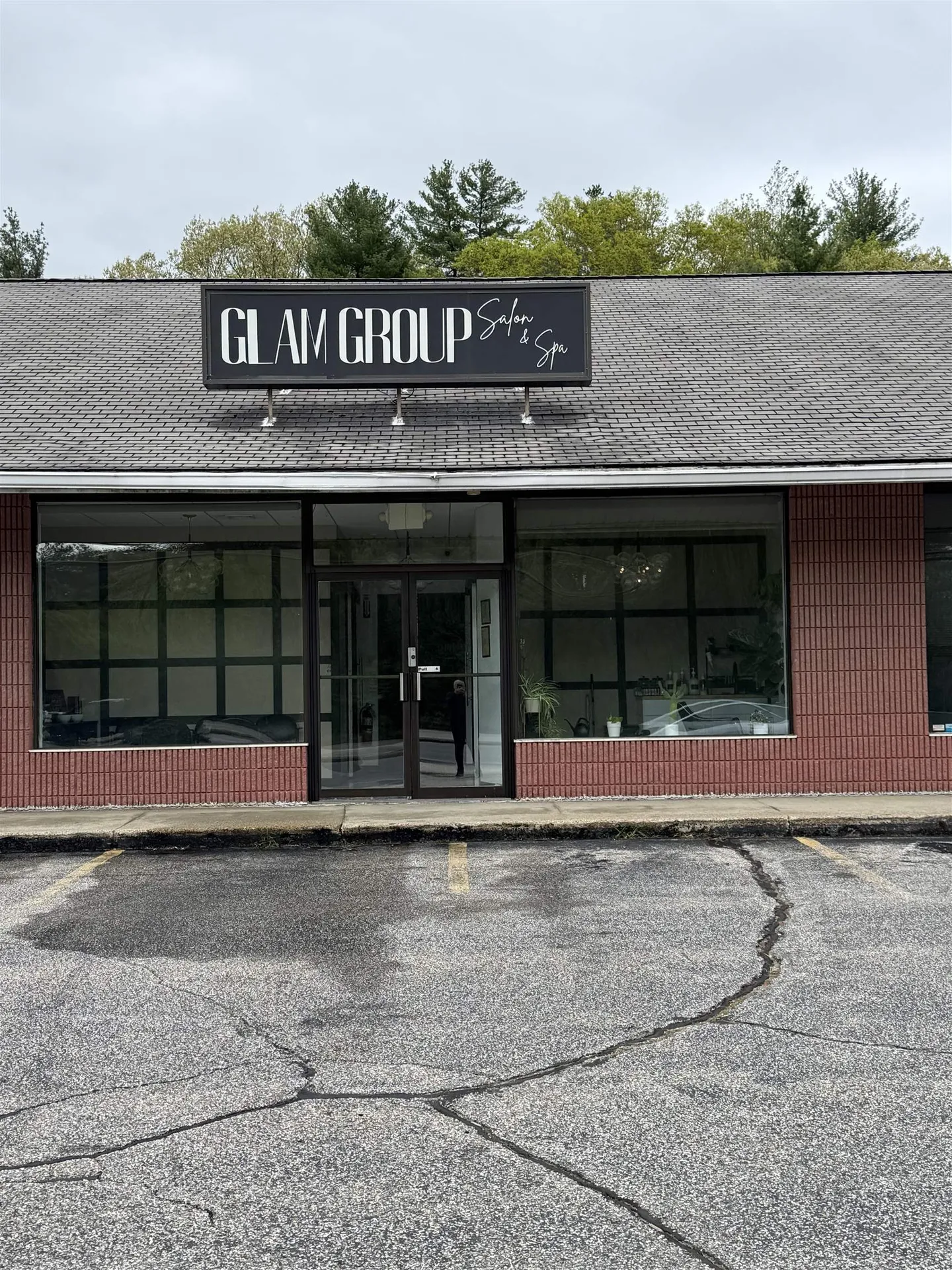 433 Amherst Street Nashua NH 03063