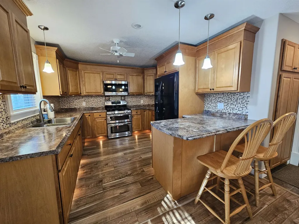 184 Jackson Street Newport City VT 05855