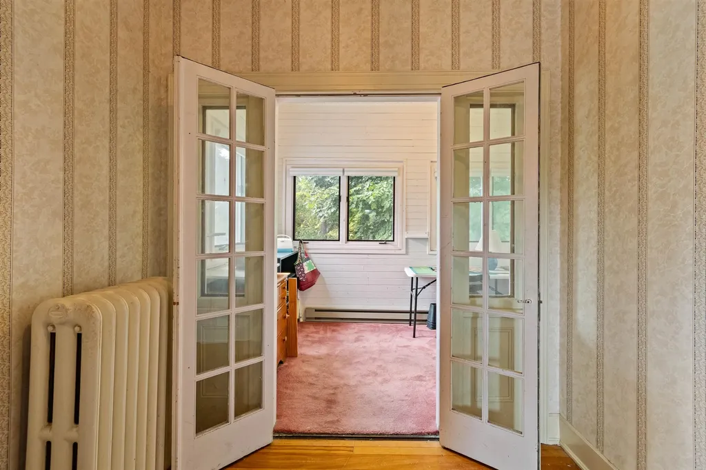 26 Lincoln Street Essex Junction VT 05452