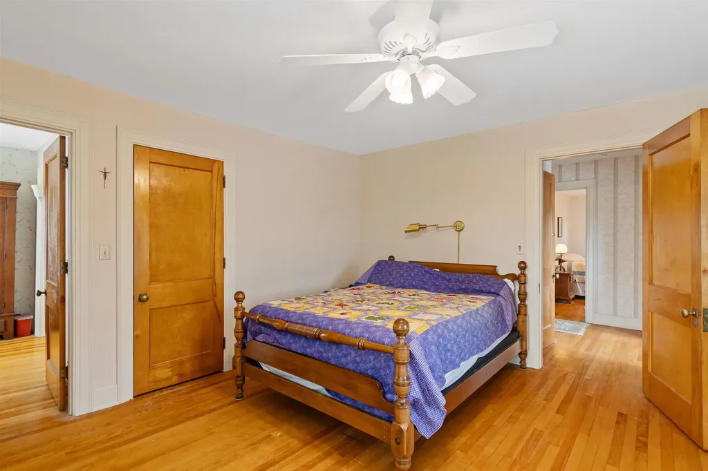 26 Lincoln Street Essex Junction VT 05452