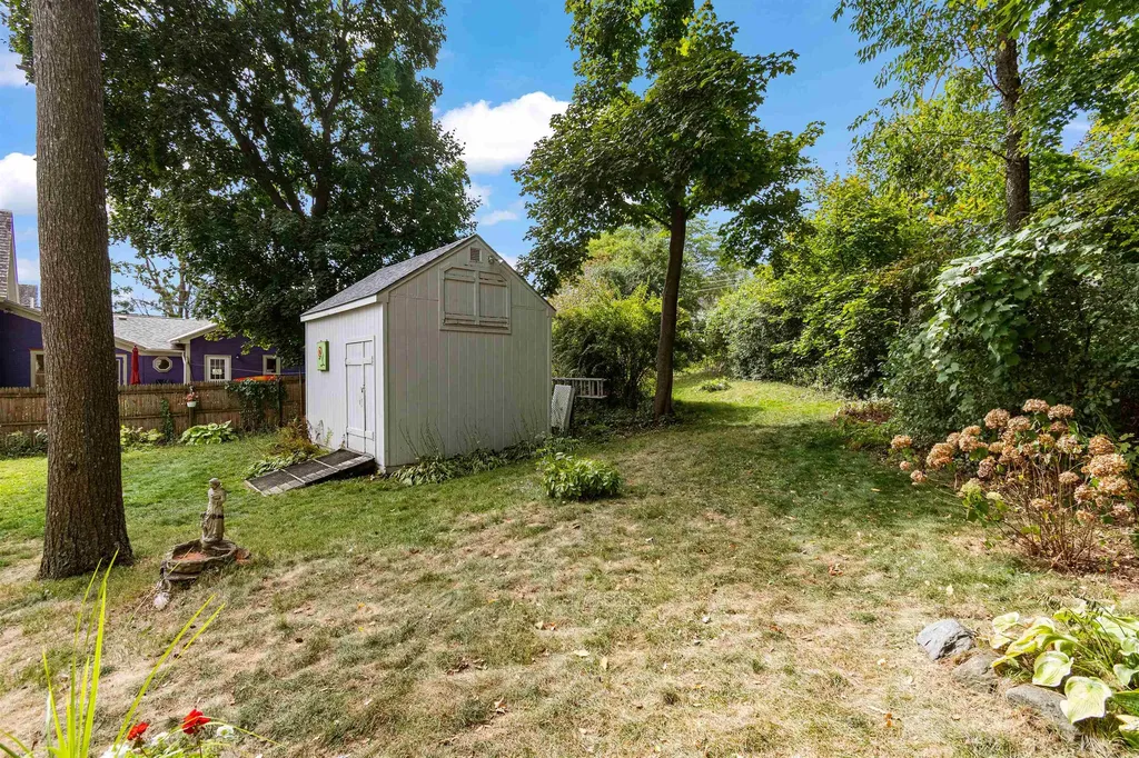 26 Lincoln Street Essex Junction VT 05452