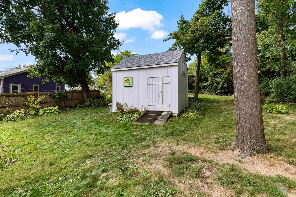 26 Lincoln Street Essex Junction VT 05452