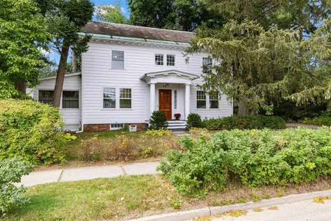 26 Lincoln Street Essex Junction VT 05452