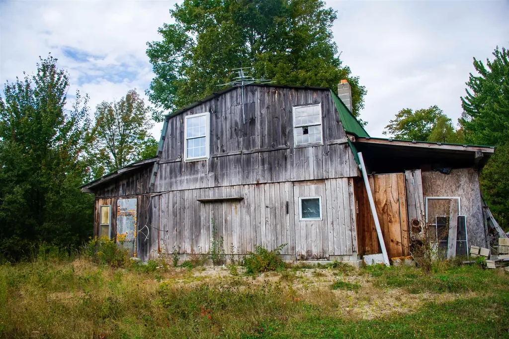 264 Olds Road Lempster NH 03605