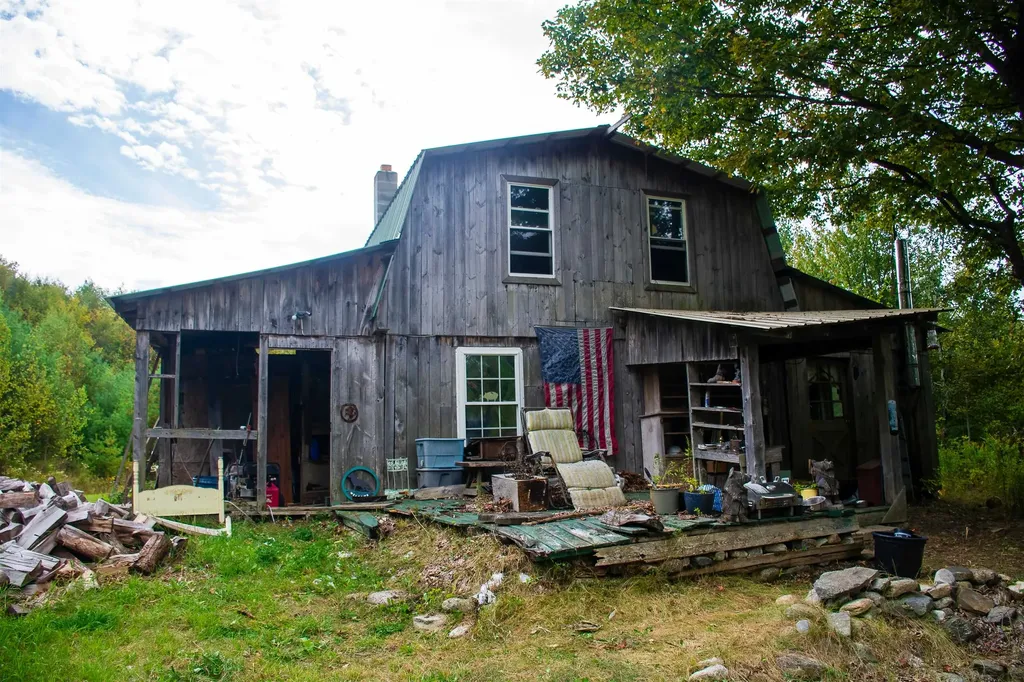 264 Olds Road Lempster NH 03605