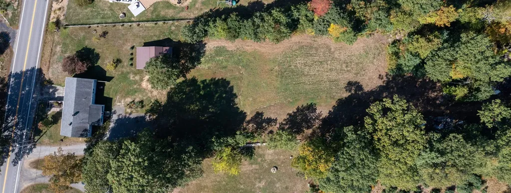 43 Main Avenue South Hampton NH 03827