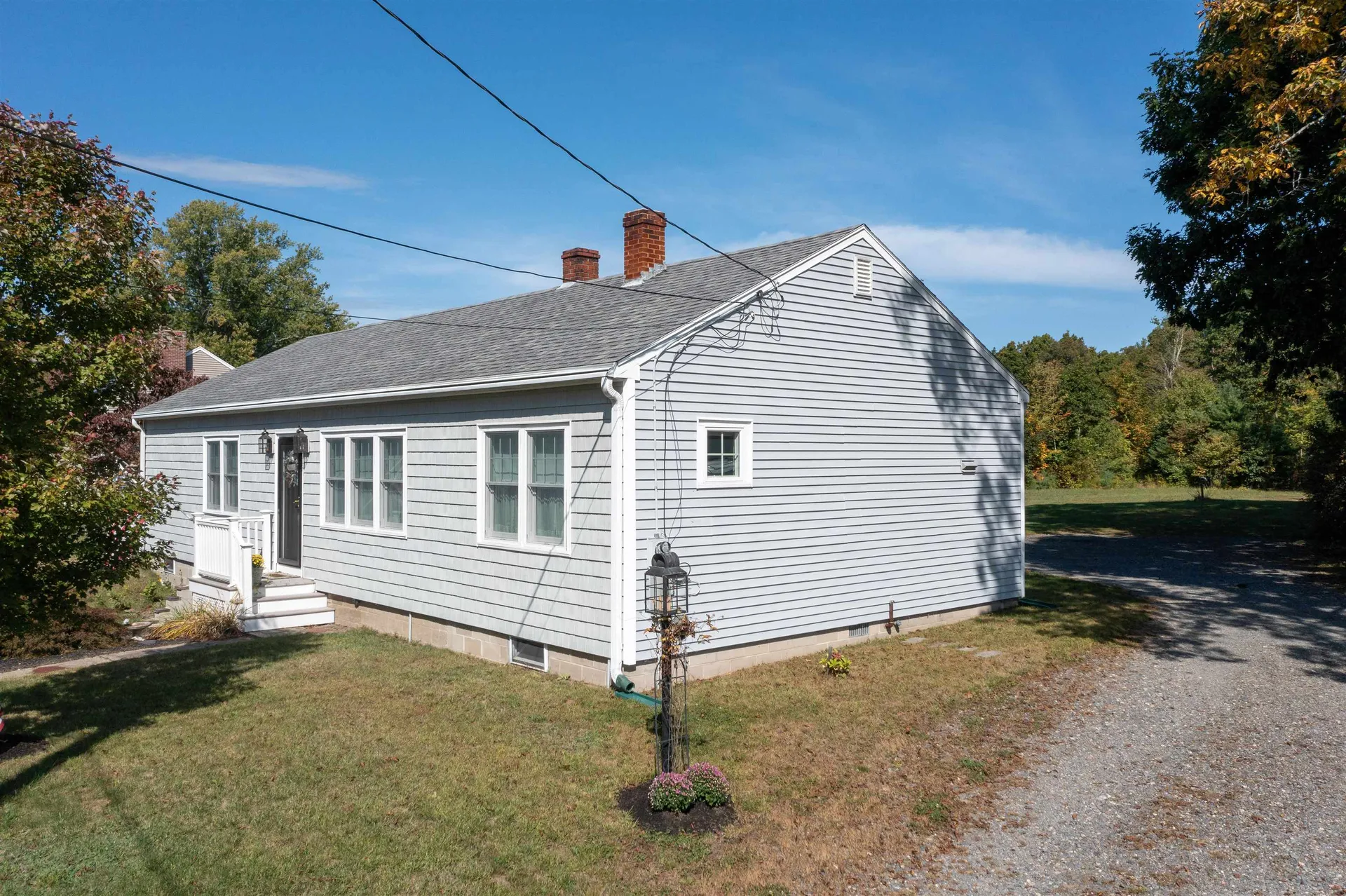 43 Main Avenue South Hampton NH 03827