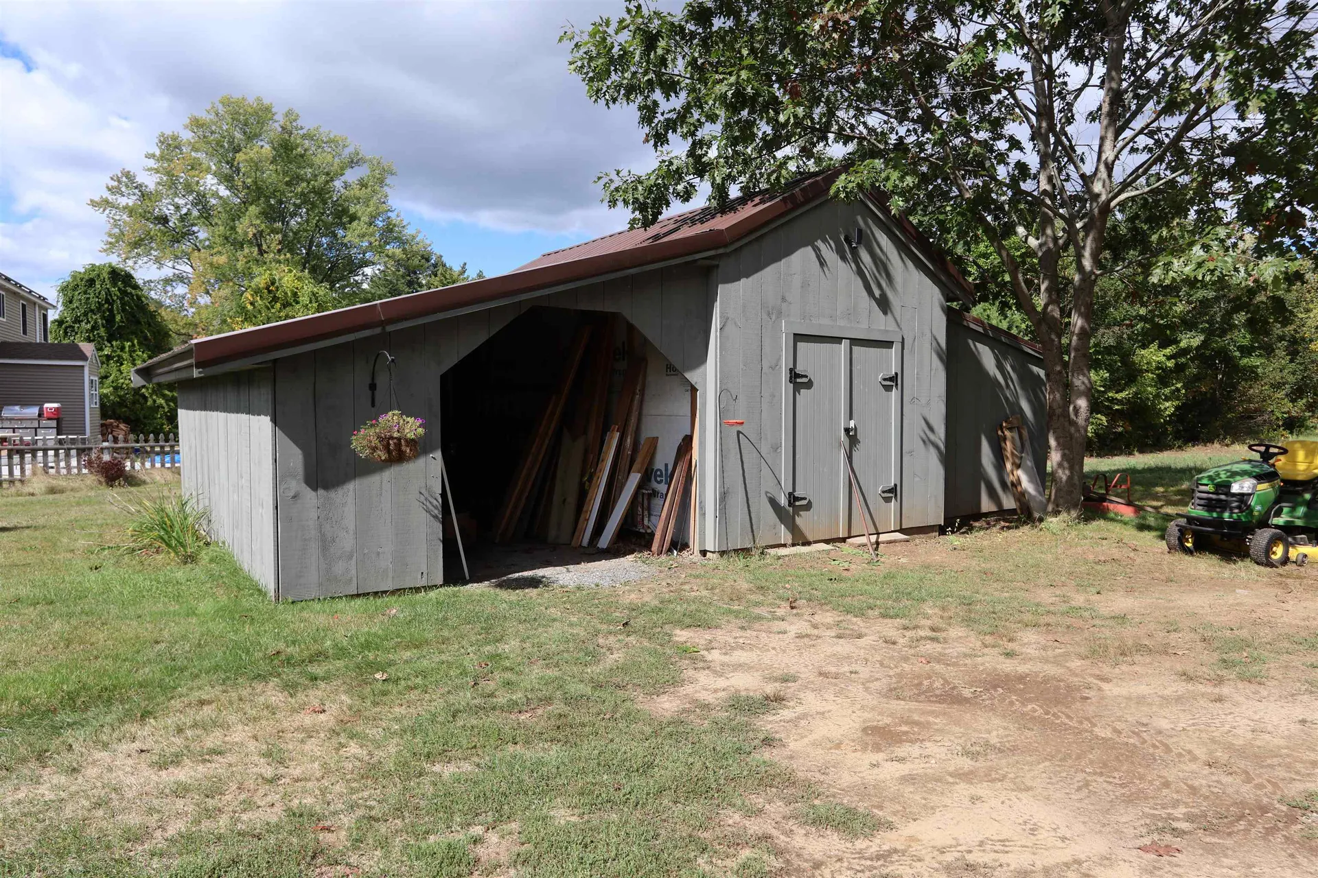 43 Main Avenue South Hampton NH 03827