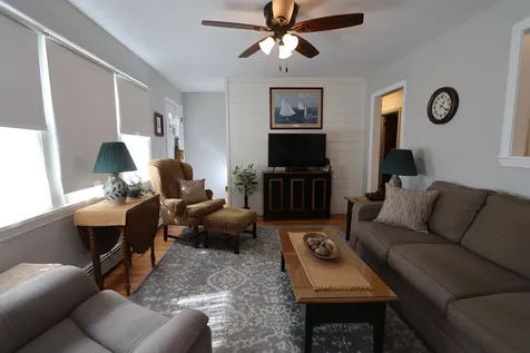 43 Main Avenue South Hampton NH 03827