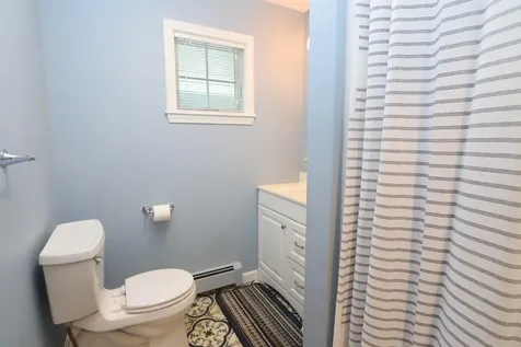 43 Main Avenue South Hampton NH 03827